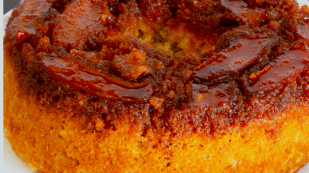 Receita de Bolo de Banana Caramelada Fácil e Gostosa